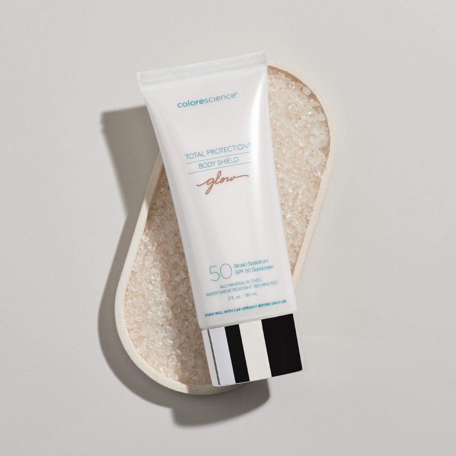 Tubo de Body Shield Glow SPF 50 de Colorescience
